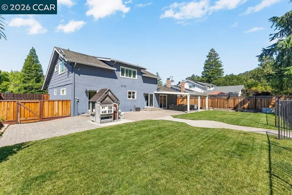 102 Belgian Drive Danville CA 94526