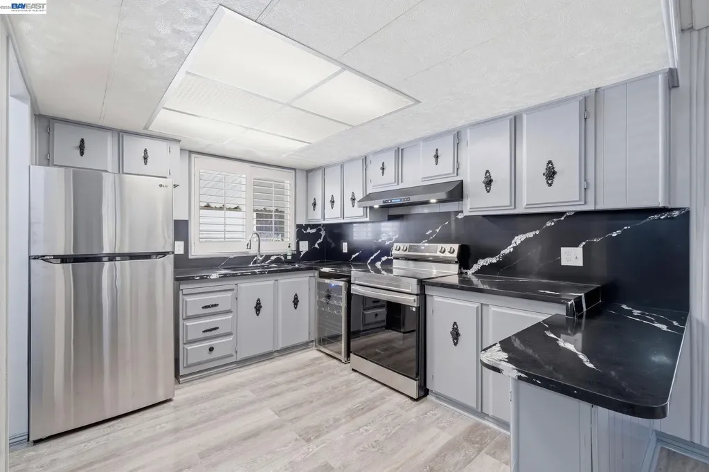 29143 Colorado Road Hayward CA 94544