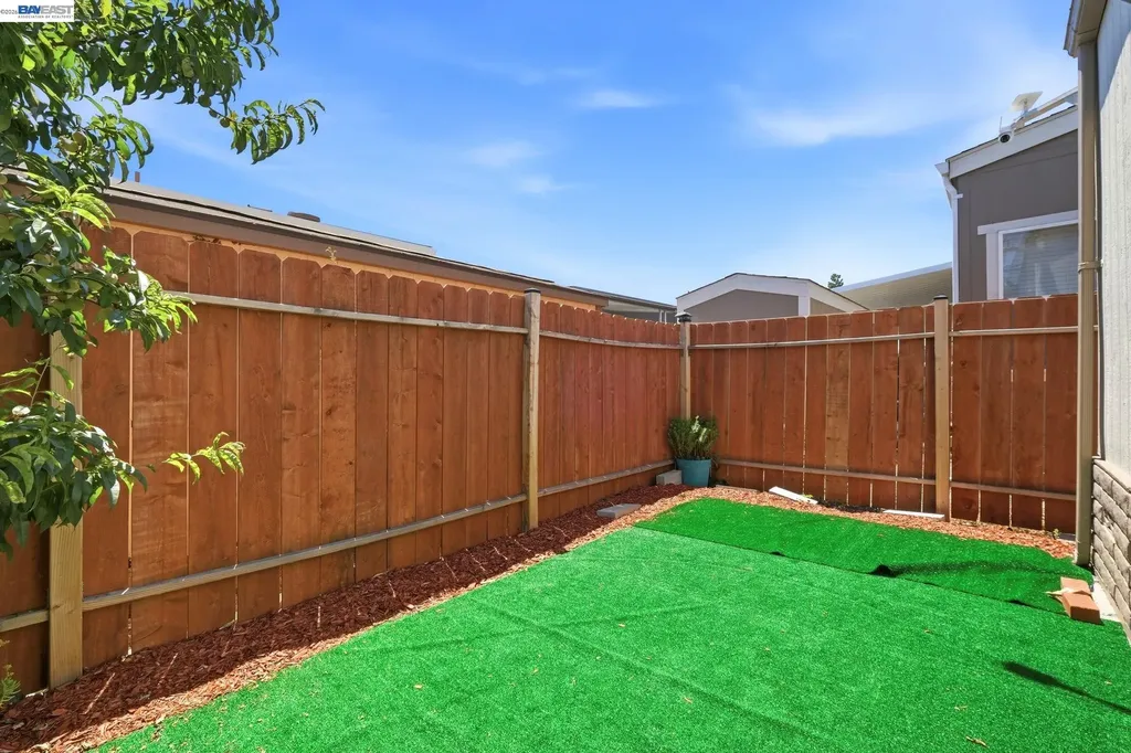 29143 Colorado Road Hayward CA 94544