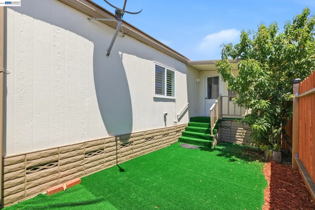 29143 Colorado Road Hayward CA 94544