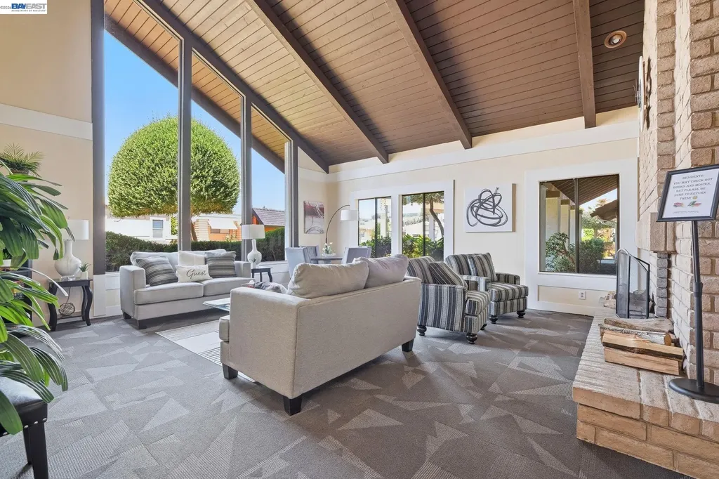 29143 Colorado Road Hayward CA 94544