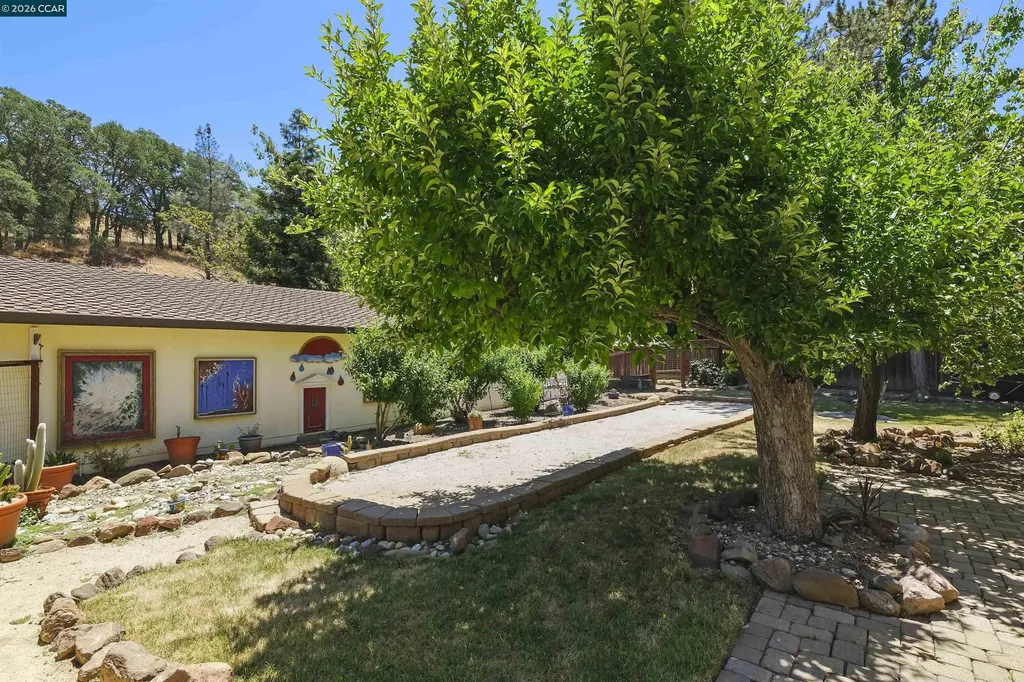 220 Tumbleweed Court Clayton CA 94517