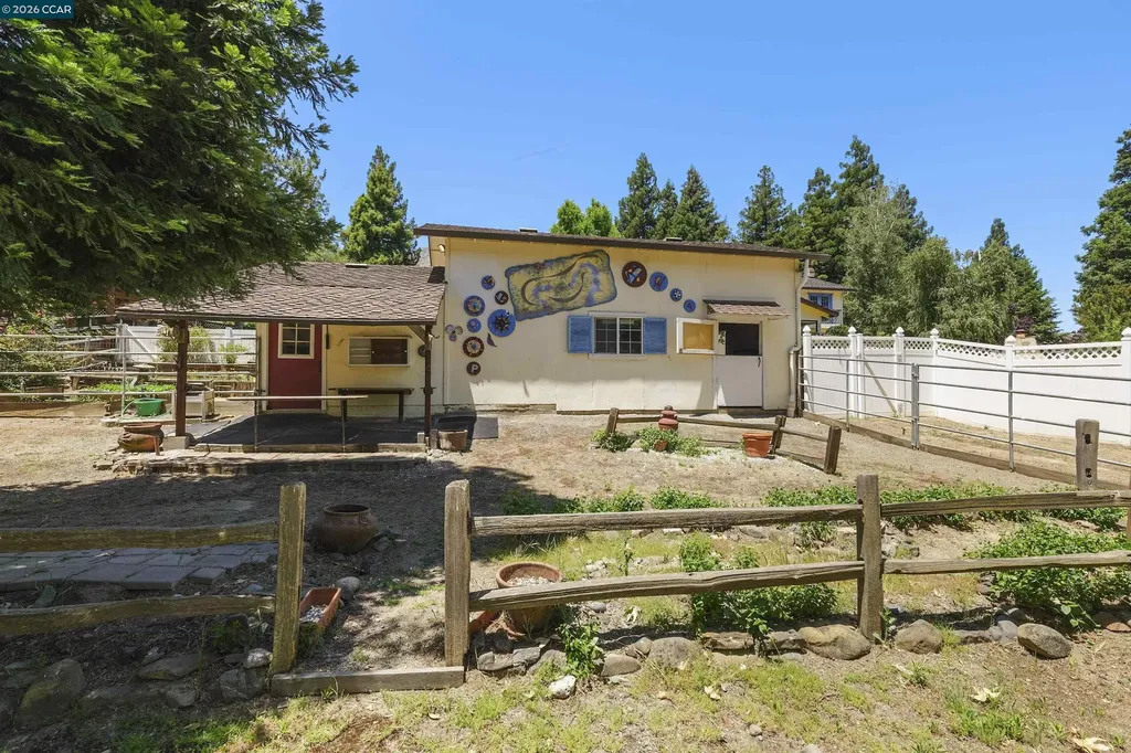 220 Tumbleweed Court Clayton CA 94517