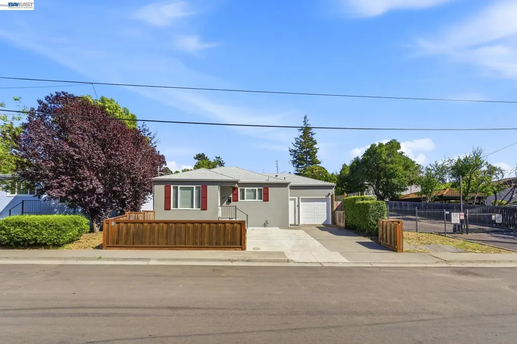 1839 Hill Avenue Hayward CA 94541