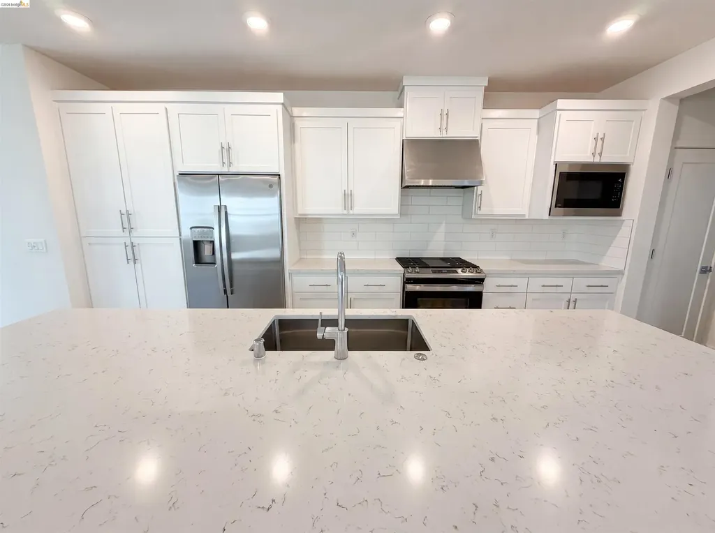 9034 Rudder Way Newark CA 94560