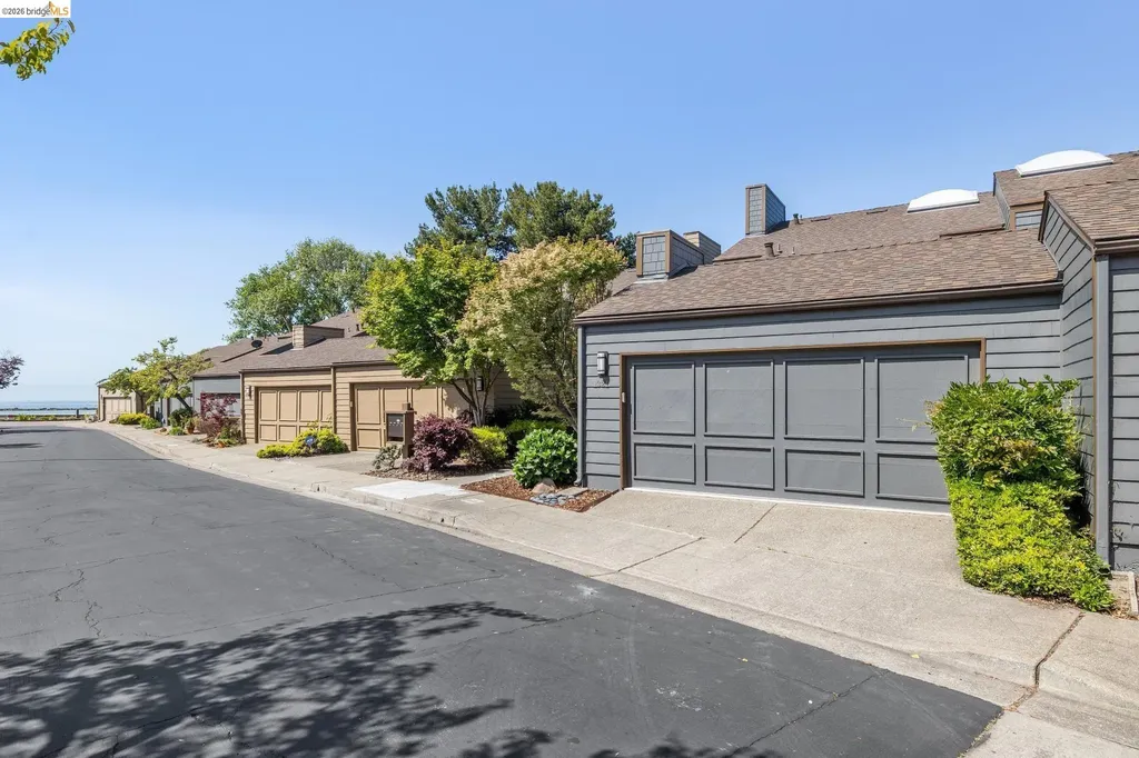 1321 Crown Drive Alameda CA 94501