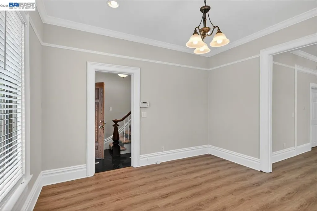 2836 Myrtle Street Oakland CA 94608