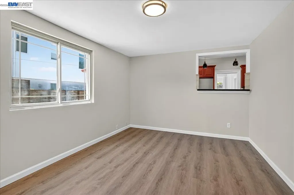 2836 Myrtle Street Oakland CA 94608