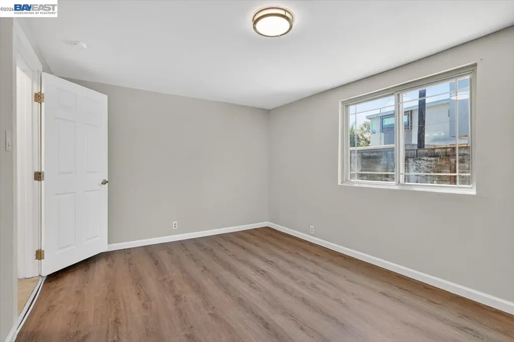 2836 Myrtle Street Oakland CA 94608