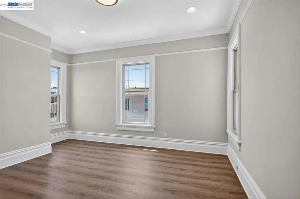 2836 Myrtle Street Oakland CA 94608