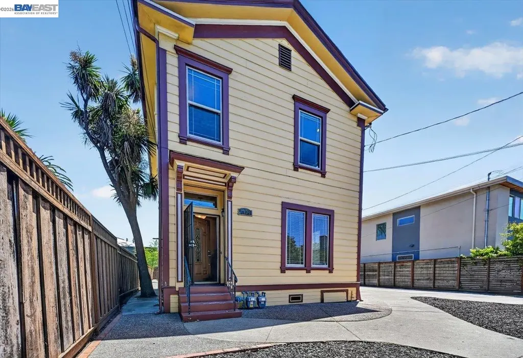 2836 Myrtle Street Oakland CA 94608