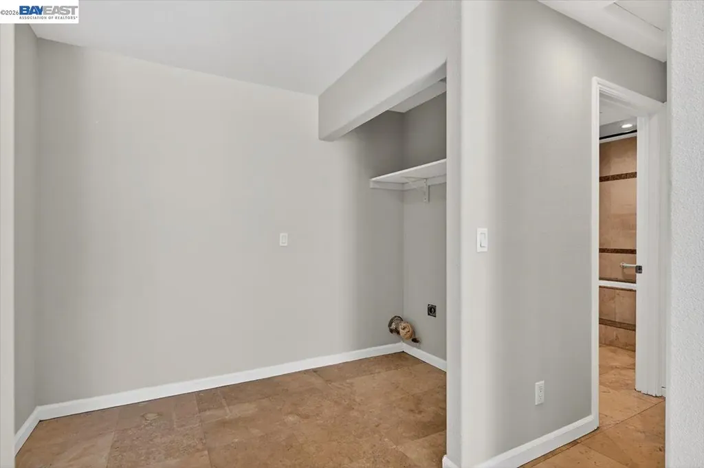 2836 Myrtle Street Oakland CA 94608