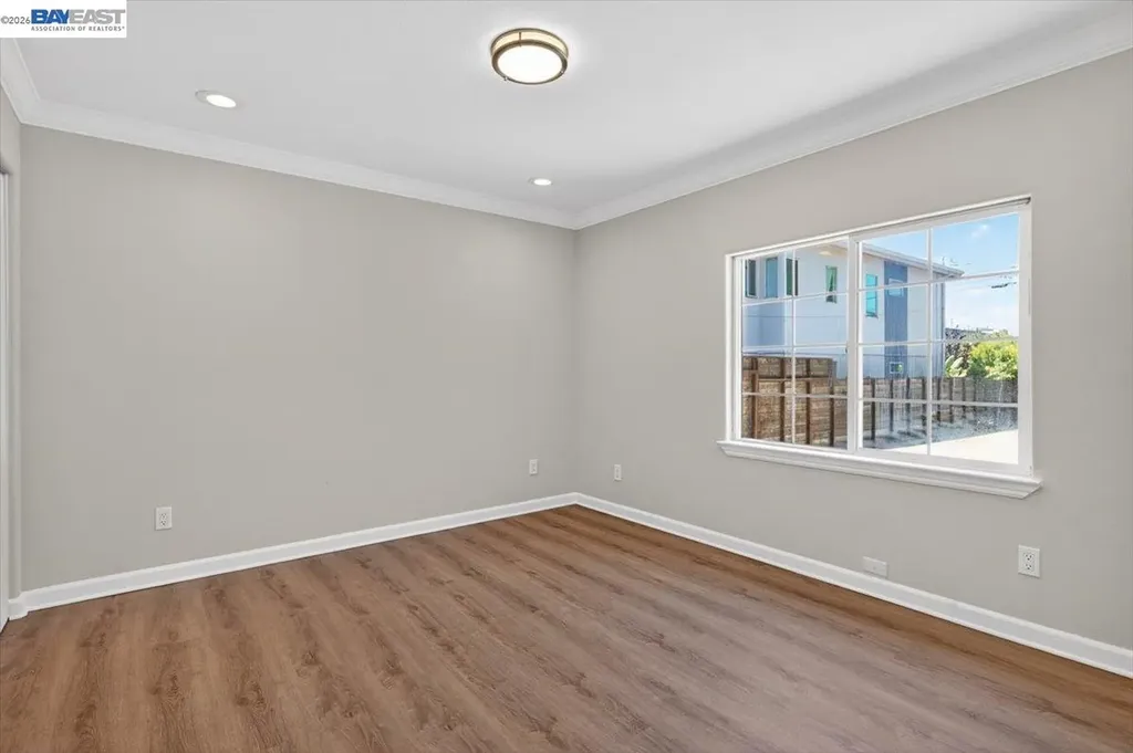 2836 Myrtle Street Oakland CA 94608