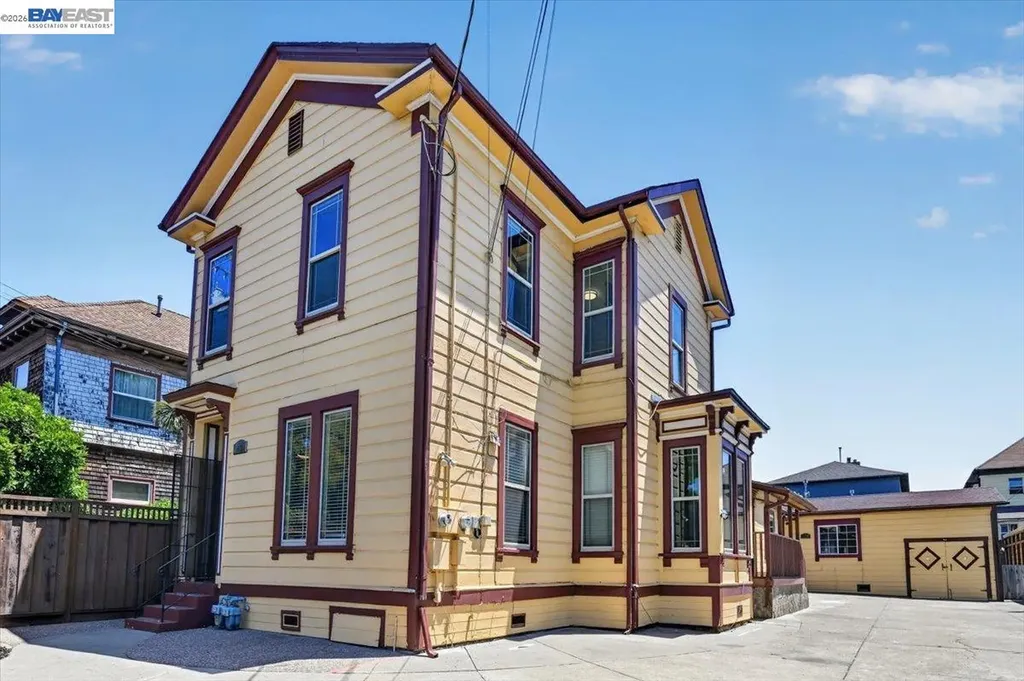 2836 Myrtle Street Oakland CA 94608