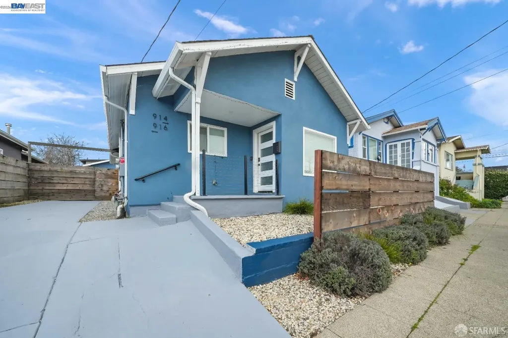 914 44th Street Oakland CA 94608