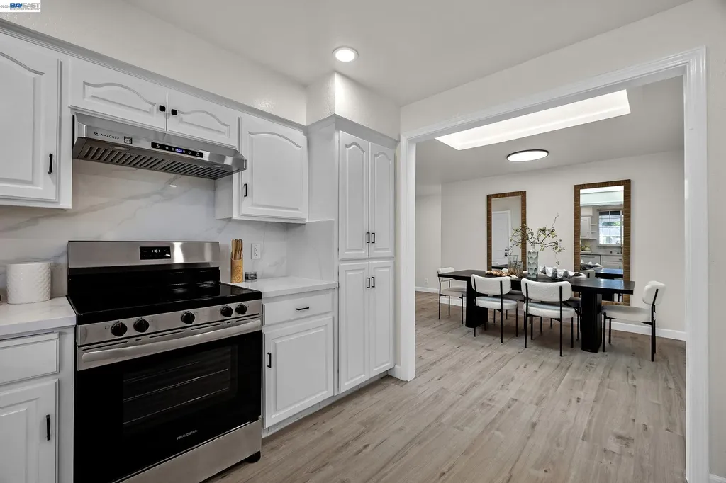 2444 Douglas Street Union City CA 94587