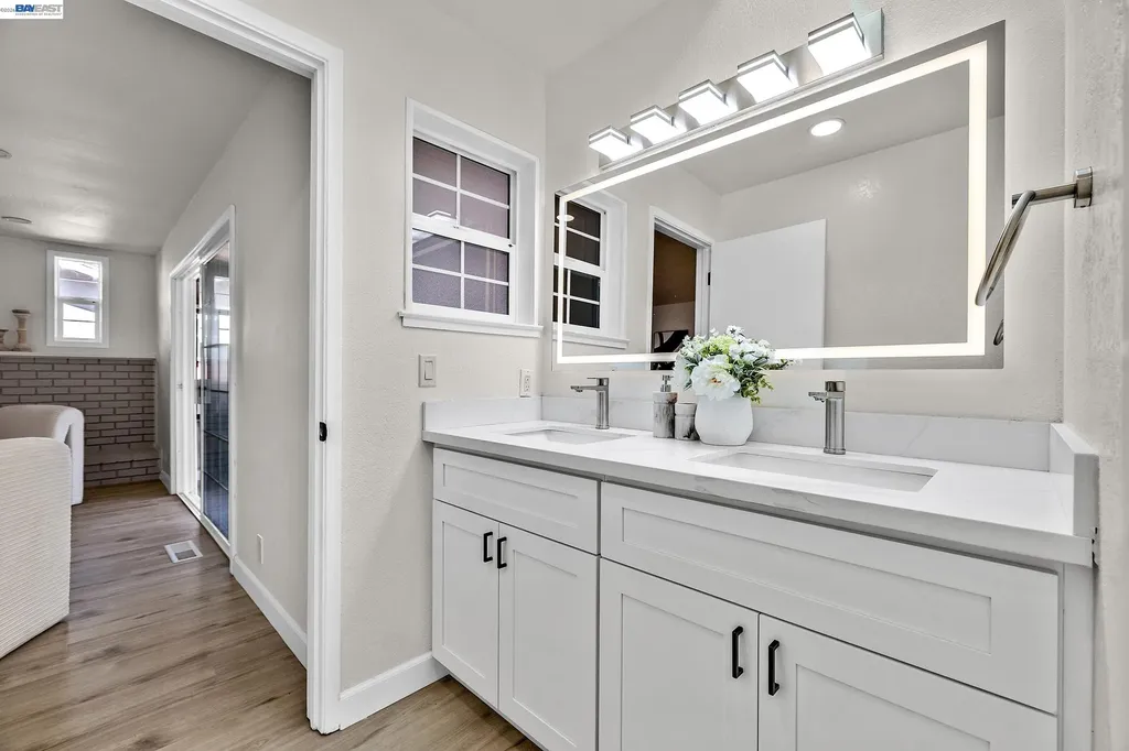 2444 Douglas Street Union City CA 94587