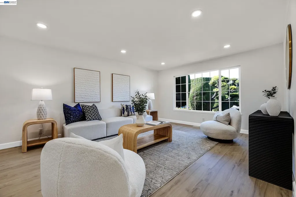 2444 Douglas Street Union City CA 94587