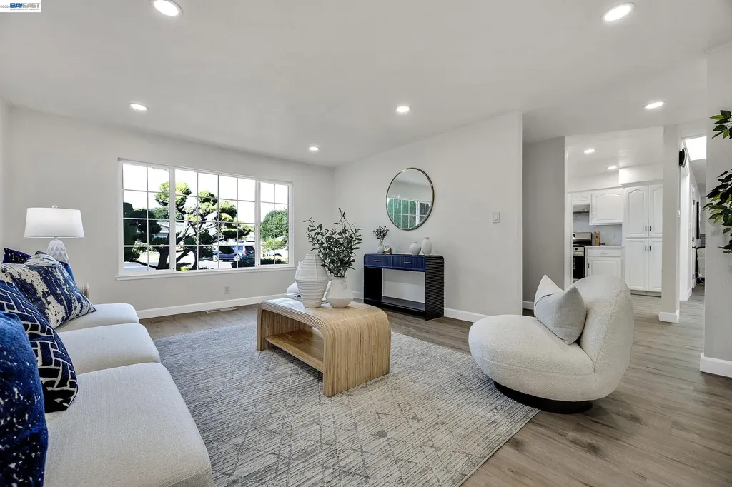 2444 Douglas Street Union City CA 94587