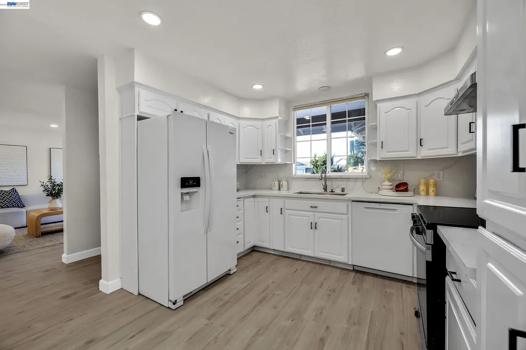 2444 Douglas Street Union City CA 94587