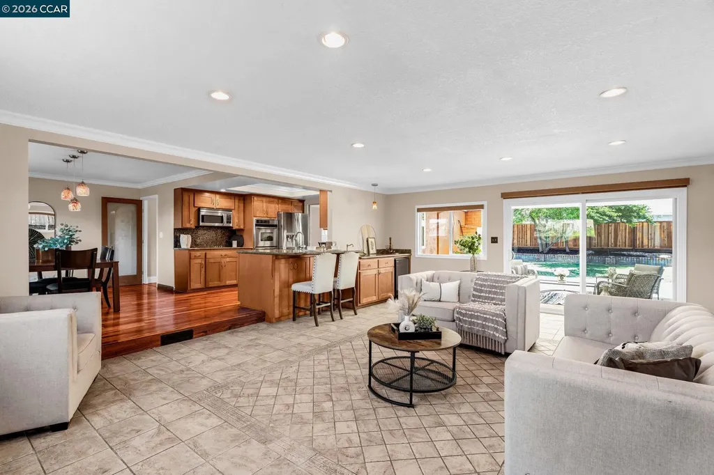30 Mt. Emory Court Clayton CA 94517