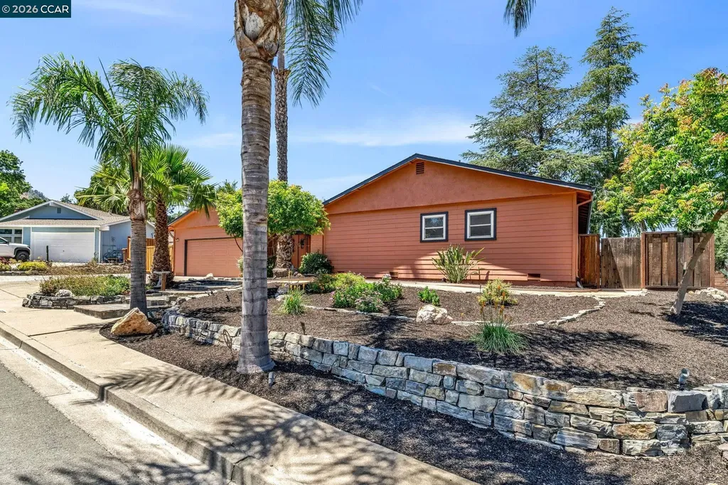 30 Mt. Emory Court Clayton CA 94517