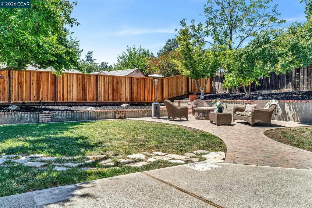 30 Mt. Emory Court Clayton CA 94517