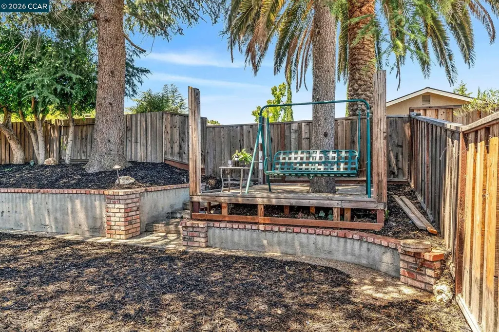 30 Mt. Emory Court Clayton CA 94517