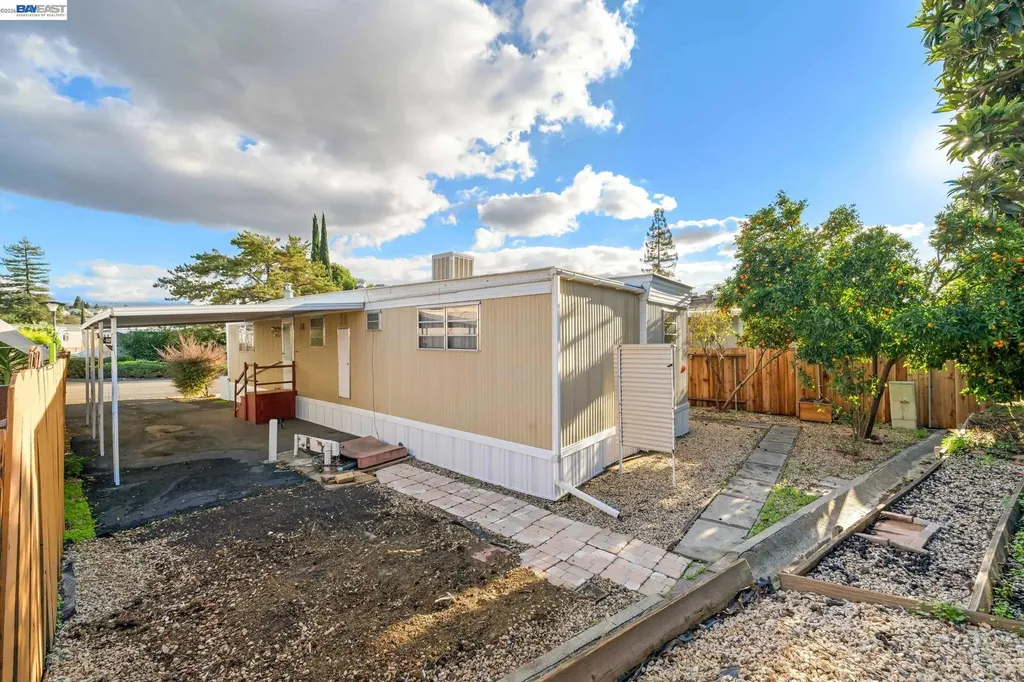 18 Galloway Drive Concord CA 94520