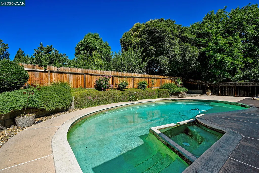 1284 Pinecrest Drive Concord CA 94521