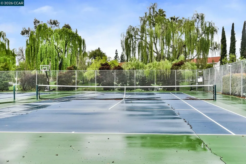 1284 Pinecrest Drive Concord CA 94521