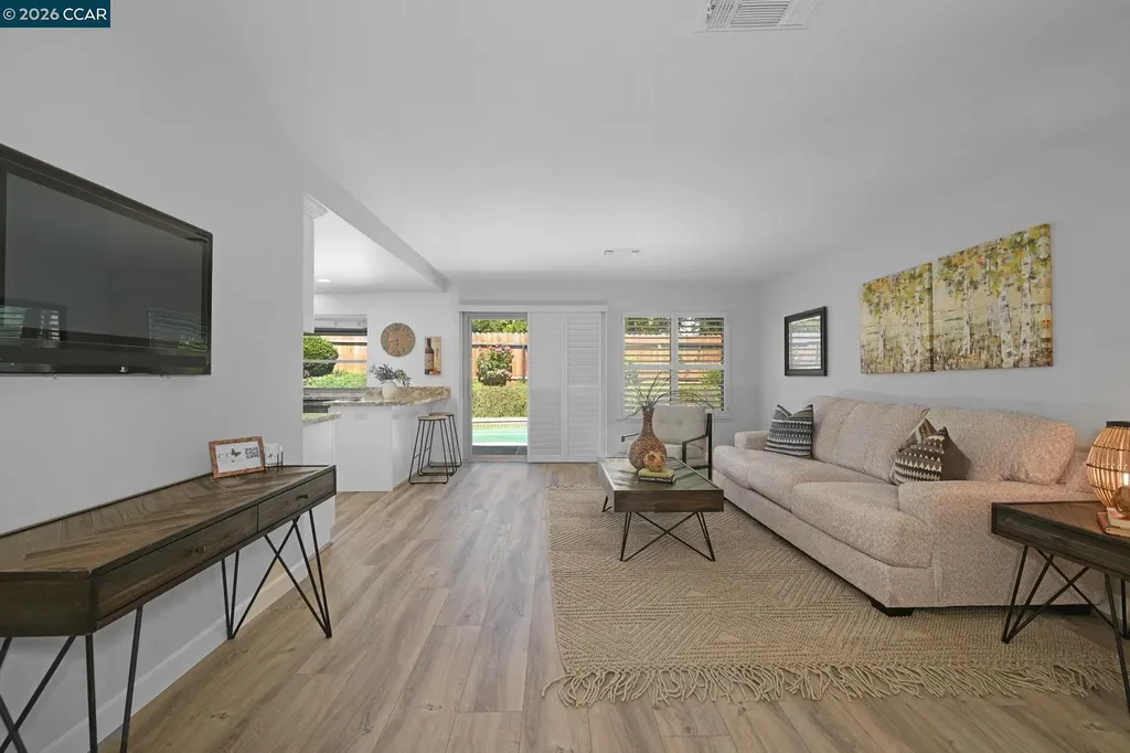 1284 Pinecrest Drive Concord CA 94521