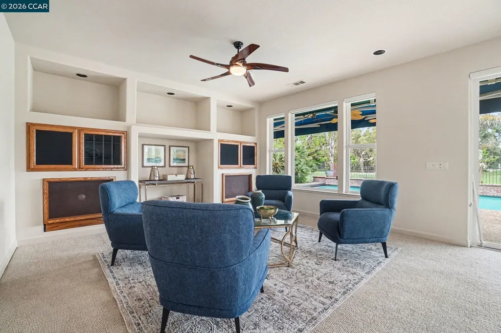 5666 Oakmont Court Discovery Bay CA 94505