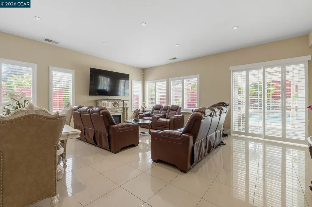 1301 Amberdale Court Antioch CA 94531