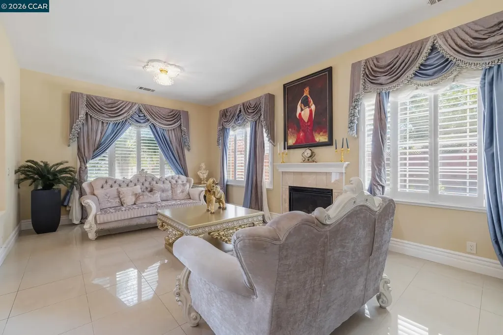 1301 Amberdale Court Antioch CA 94531