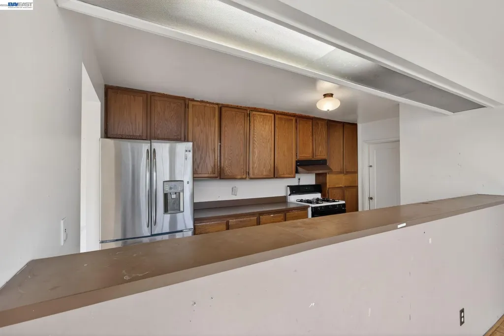 1227 33rd Street Oakland CA 94610