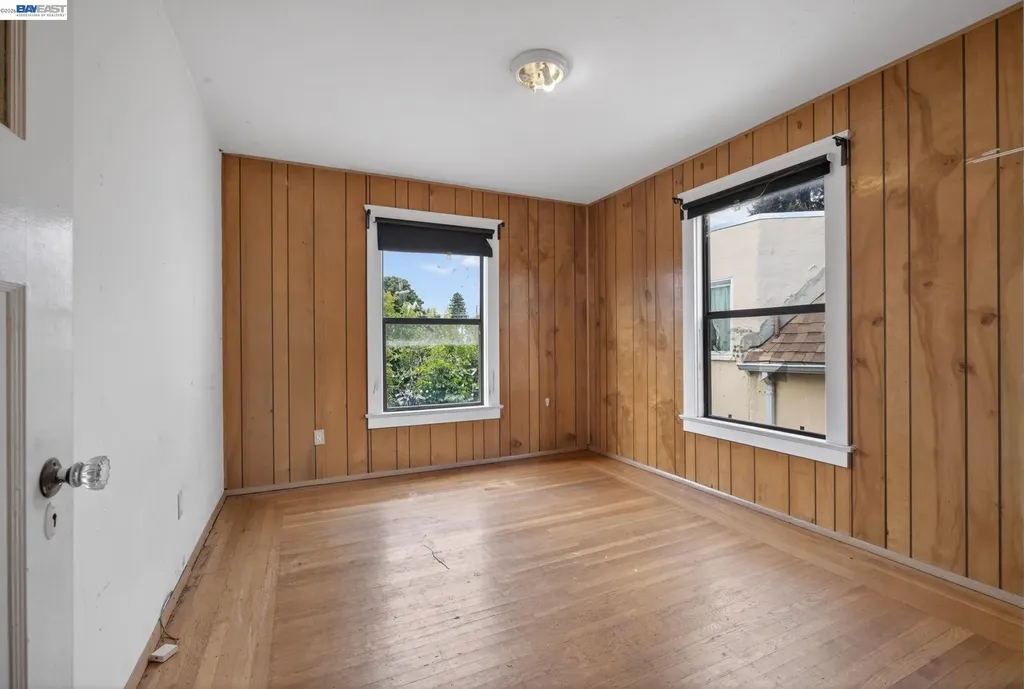 1227 33rd Street Oakland CA 94610
