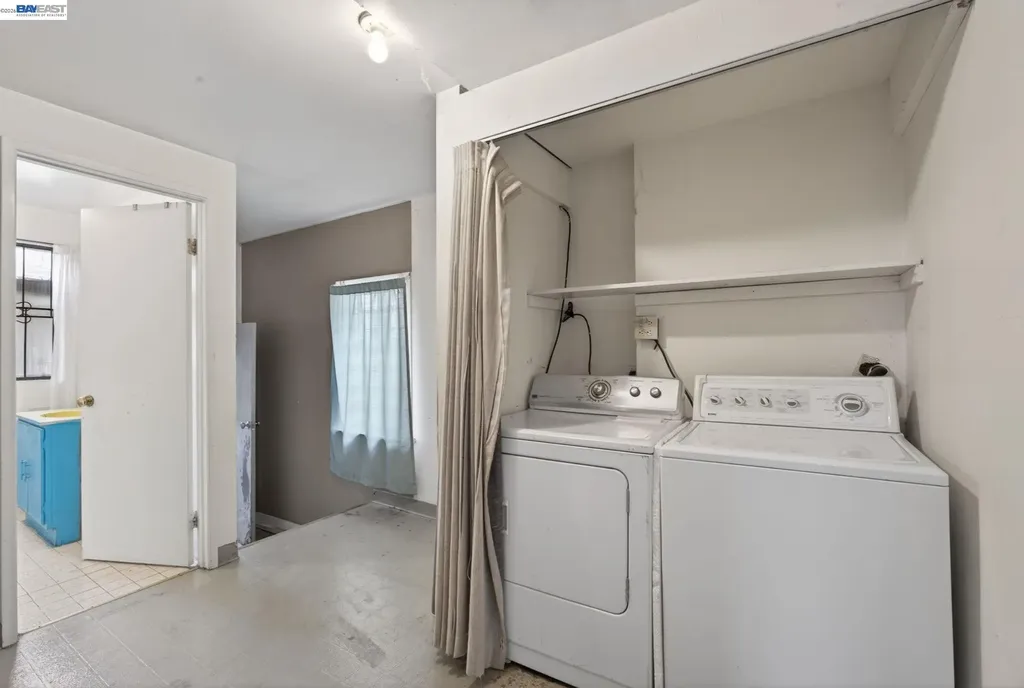 1227 33rd Street Oakland CA 94610