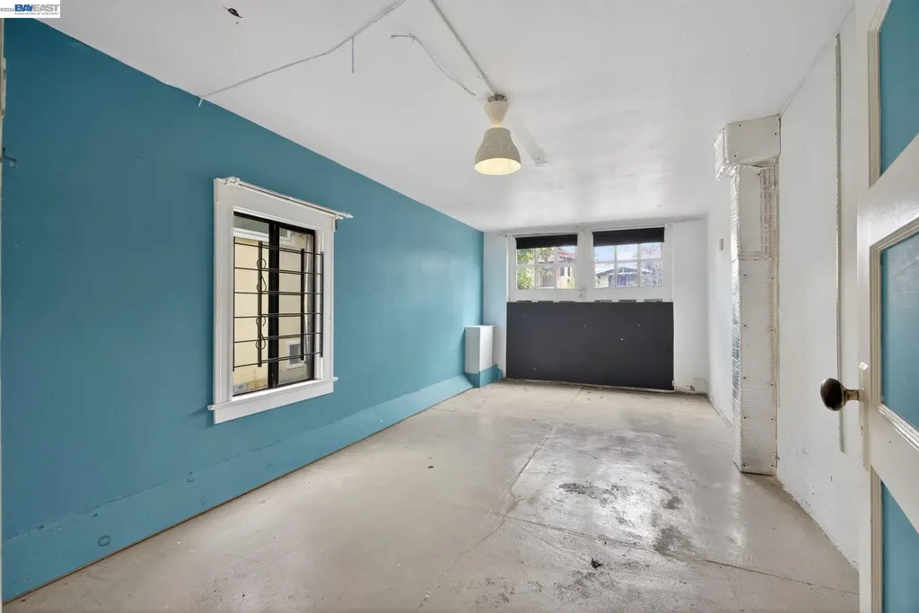 1227 33rd Street Oakland CA 94610