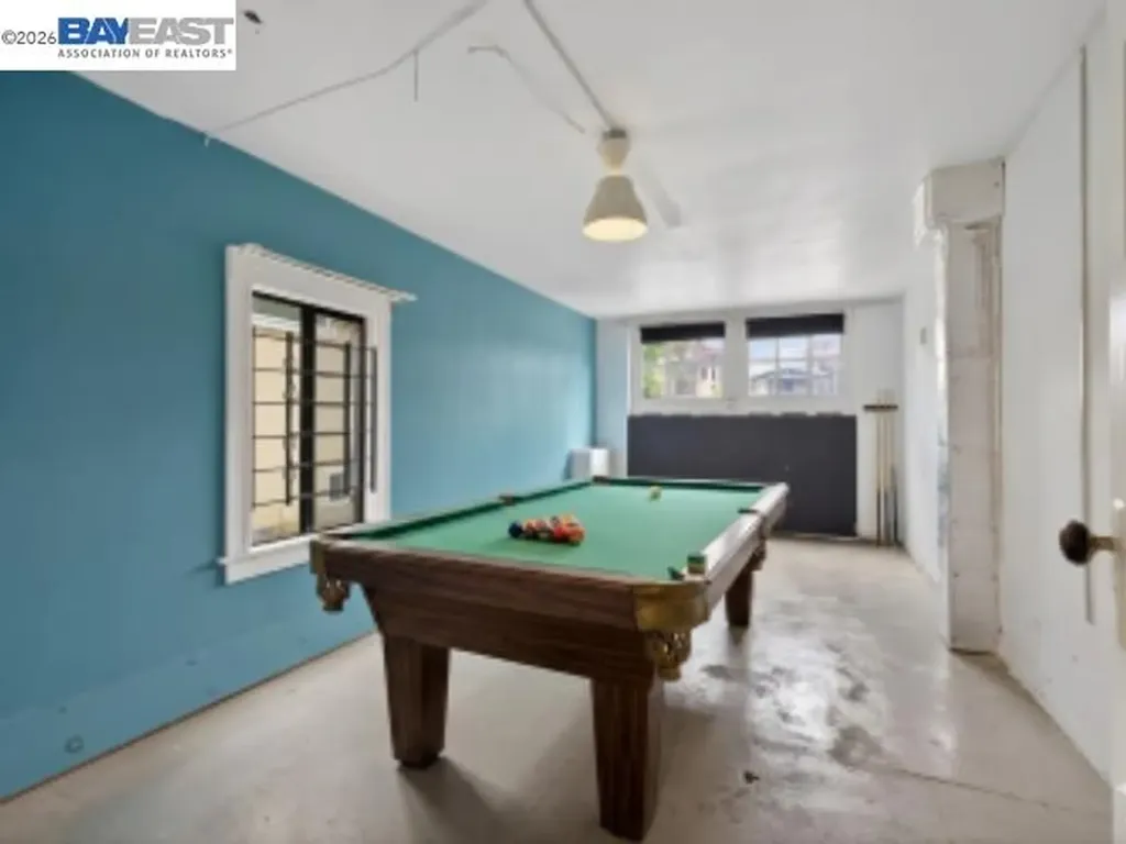 1227 33rd Street Oakland CA 94610