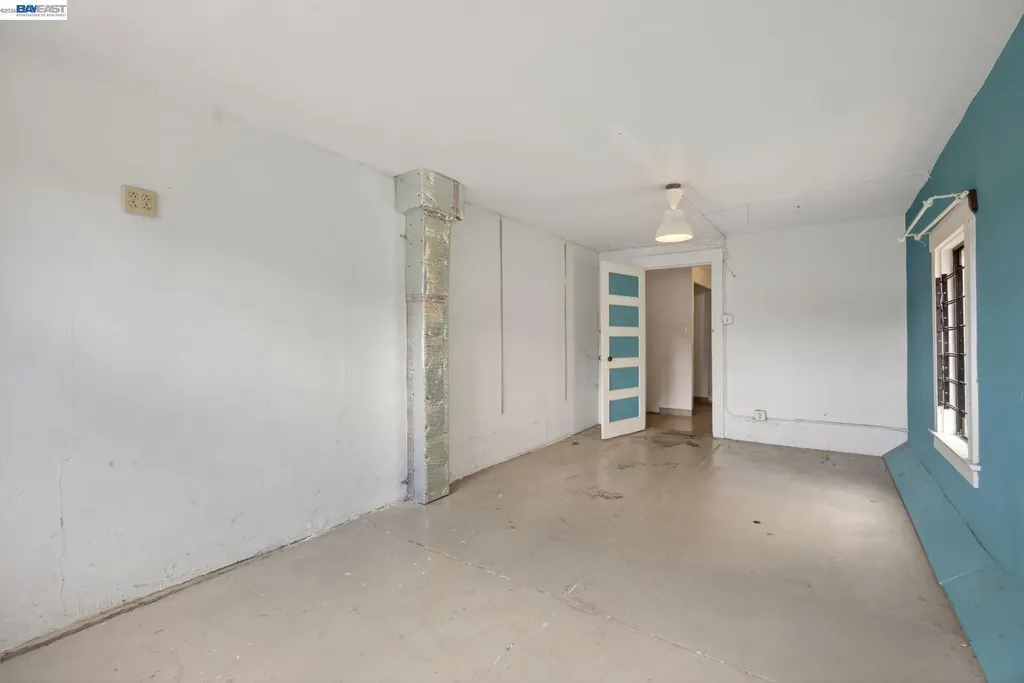 1227 33rd Street Oakland CA 94610