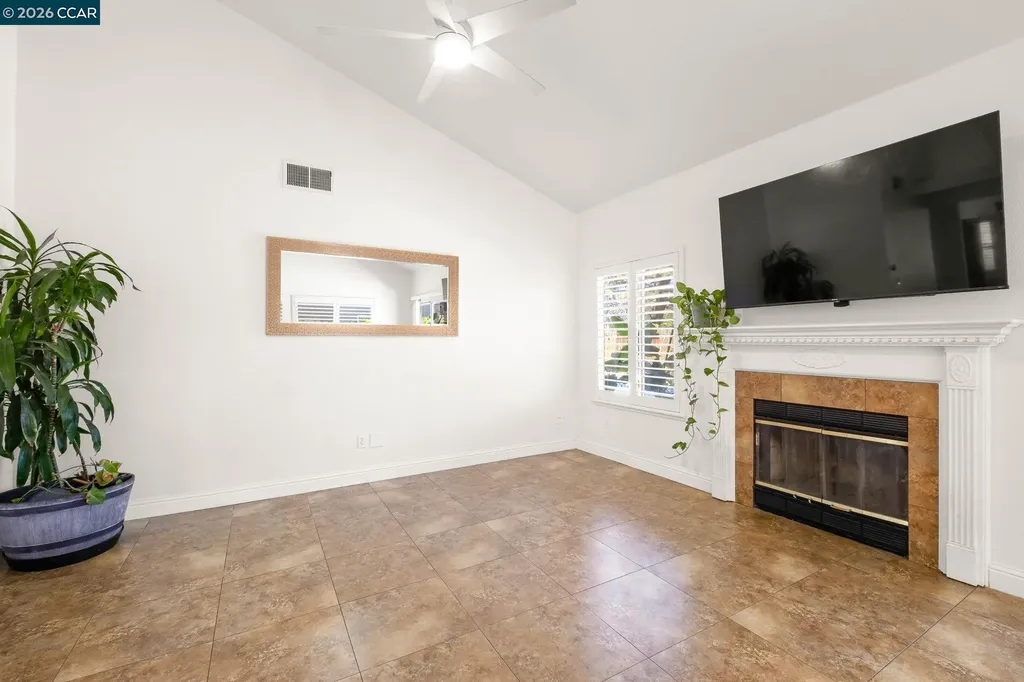 4120 Richard Way Oakley CA 94561