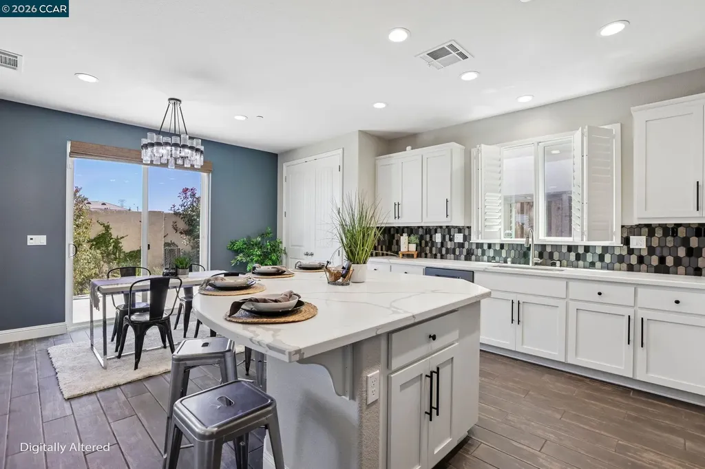 2565 Modena Drive Pittsburg CA 94565