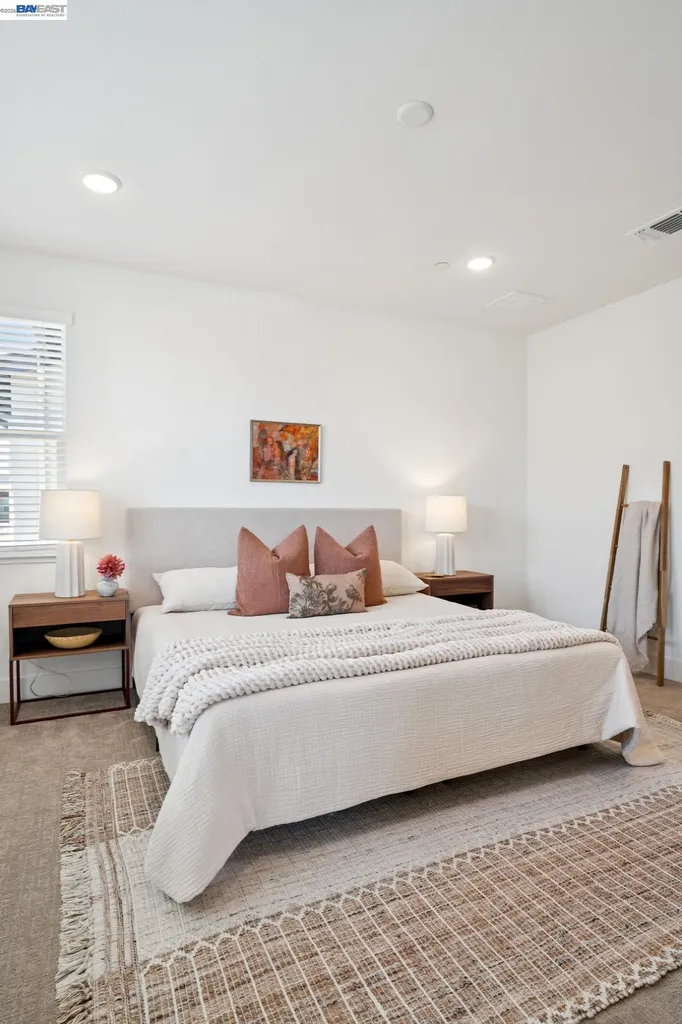 472 Diller Street Alameda CA 94501