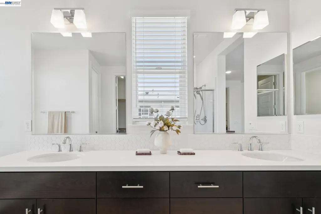 472 Diller Street Alameda CA 94501