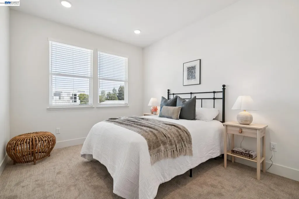 472 Diller Street Alameda CA 94501