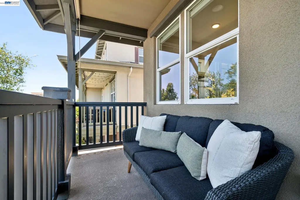 472 Diller Street Alameda CA 94501