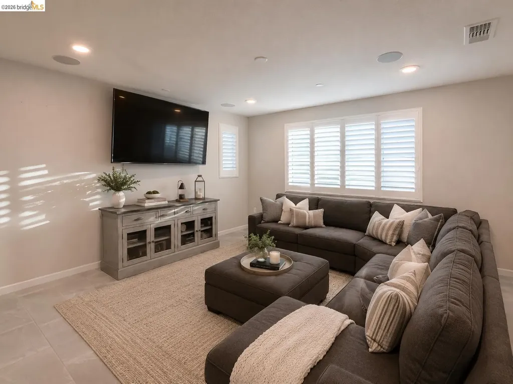 167 Davisco Drive Oakley CA 94561