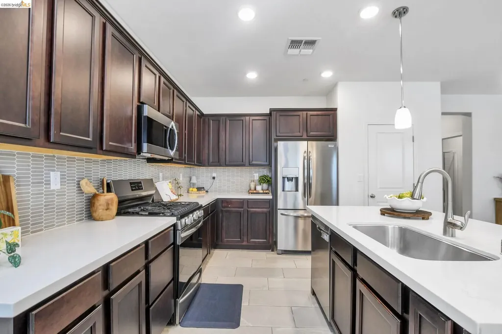 167 Davisco Drive Oakley CA 94561