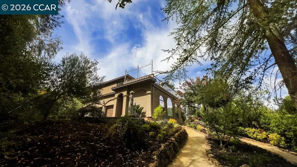 800 Hamilton Drive Pleasant Hill CA 94523